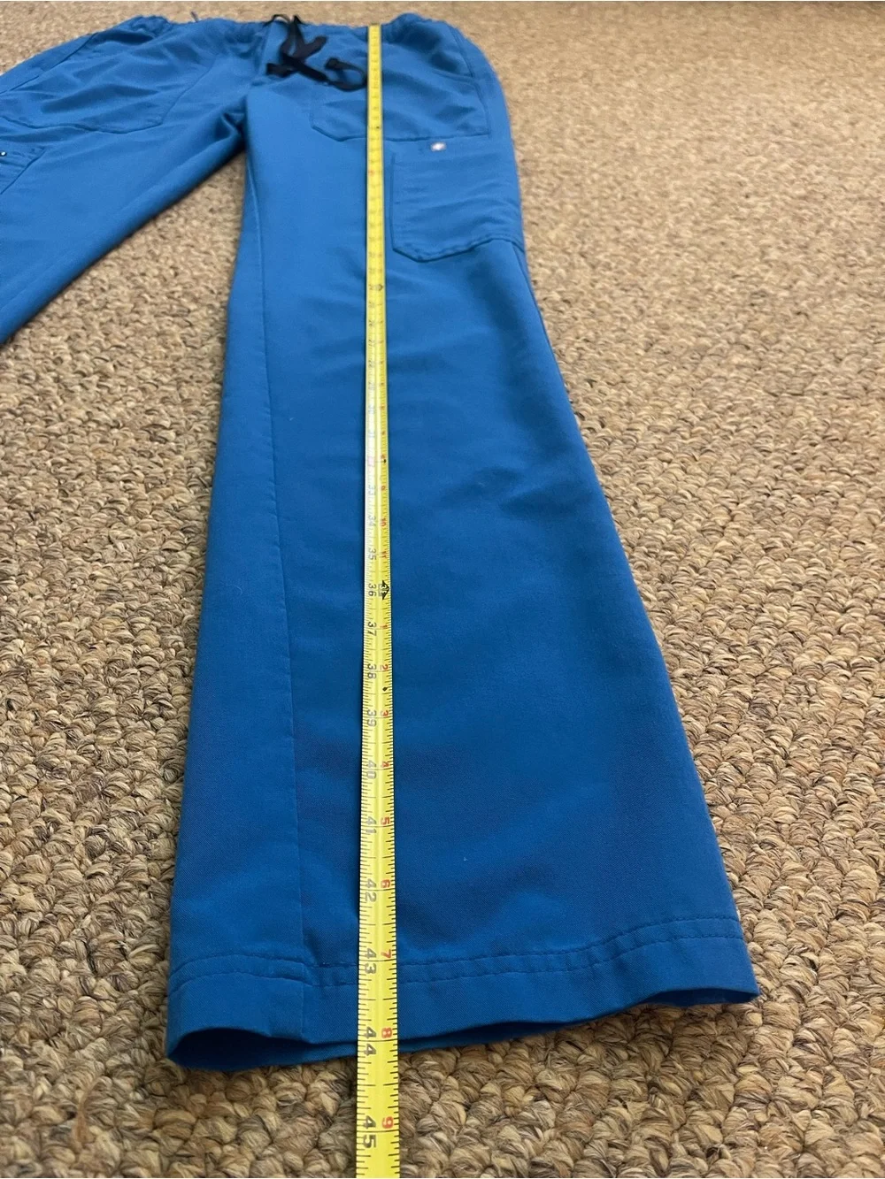 FIGS Men’s Cairo Cargo Scrub Pants Medium Tall Blue Straight Leg Medical